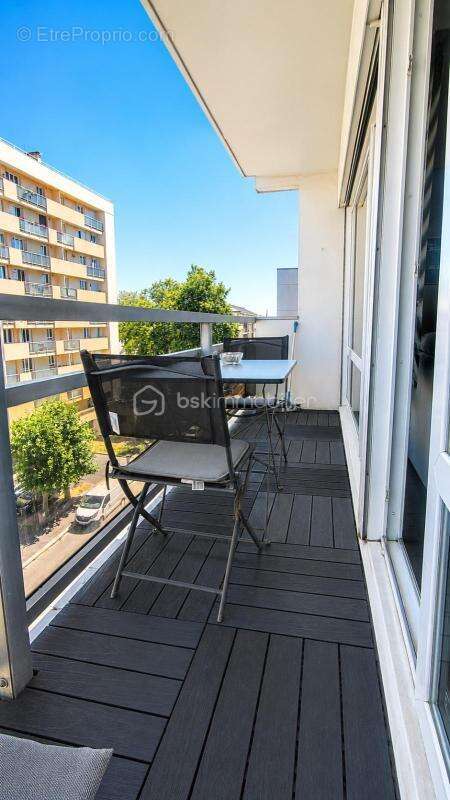 T4 coup de cœur – lumineux, 2 balcons et parking privatif - photo 6
