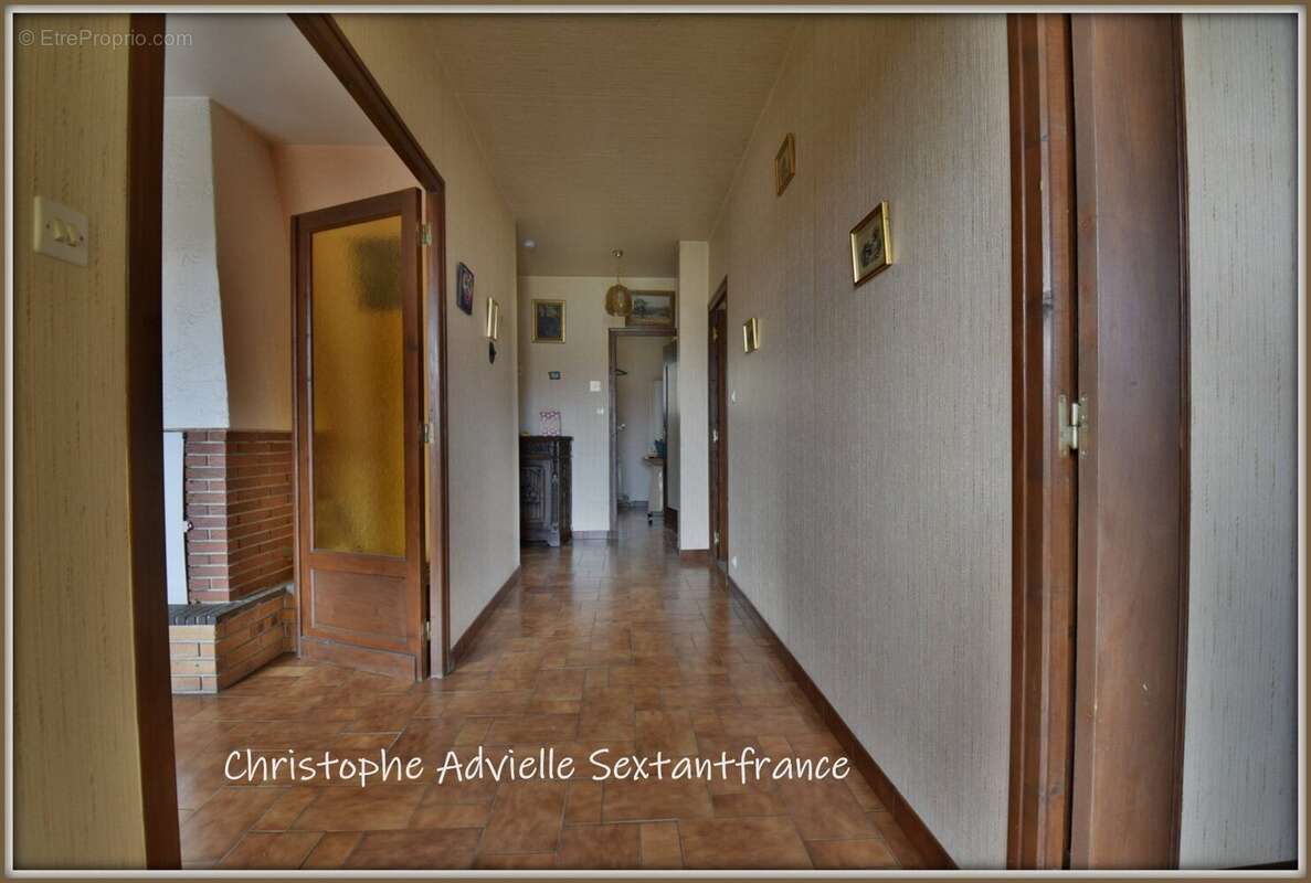 Marmande, au calme proche commerces, maison de plain pied 3 chambres , garage sur parcelle de 567 M2 - photo 10