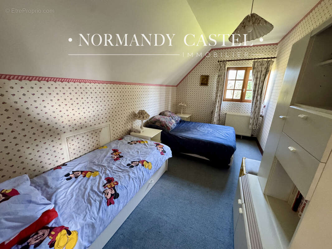 Maison à SAINT-PHILBERT-DES-CHAMPS