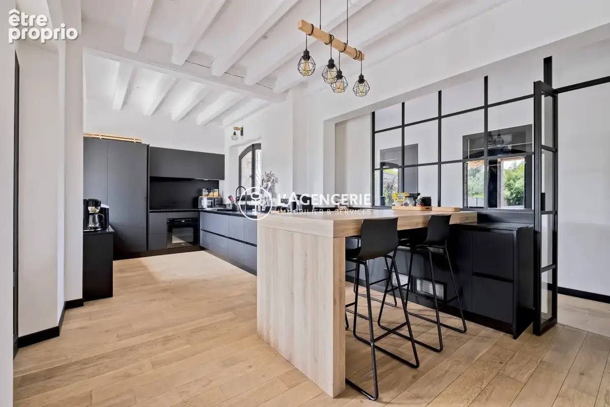 Photo Maison à Carbon-Blanc au prix de N/C