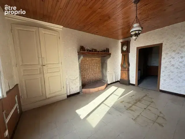 MARCILLAT - Maison à rénover - photo 2