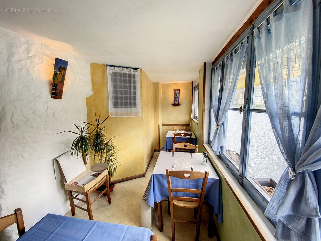 Commerce à SAINT-GIRONS