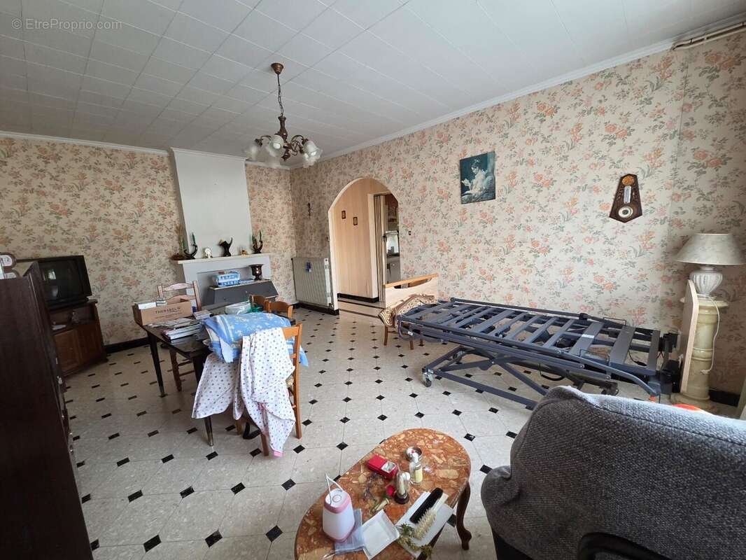 Maison à HERSIN-COUPIGNY