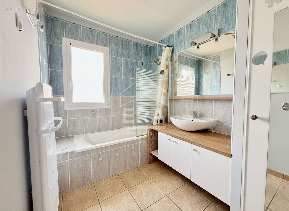 Maison à BENESSE-MAREMNE