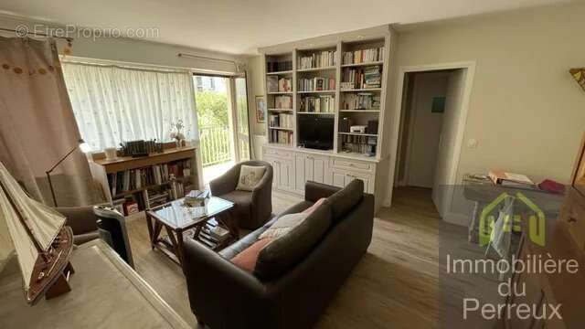 Appartement à LE PERREUX-SUR-MARNE