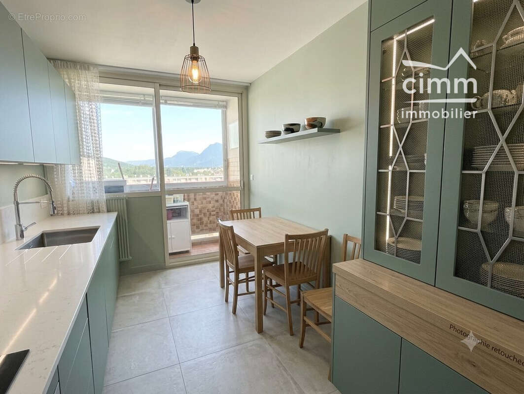 Appartement à SASSENAGE