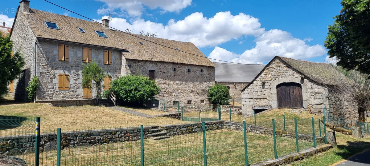 Maison à PRINSUEJOLS