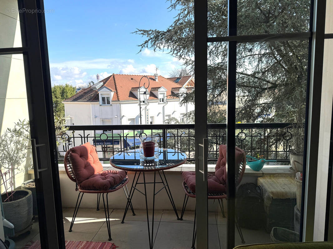 Appartement à SAINT-MAUR-DES-FOSSES