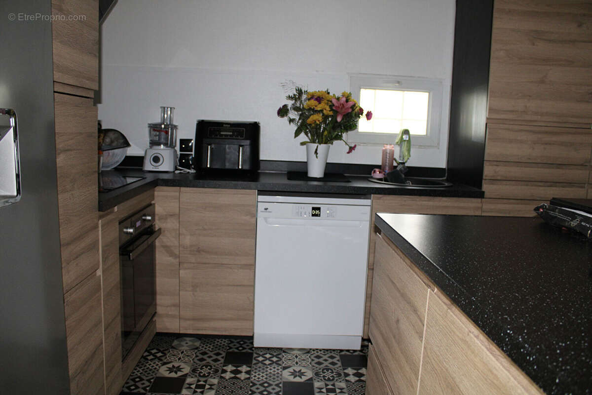 Maison à AVAILLES-SUR-SEICHE