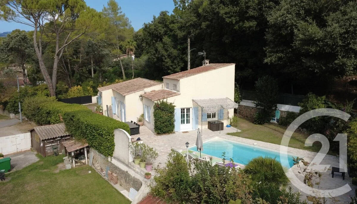Maison à OPIO
