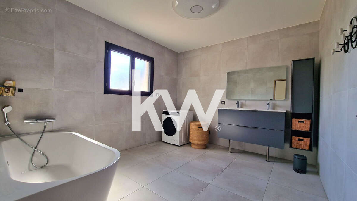 Maison 178 m² à Dampierre  - photo 8