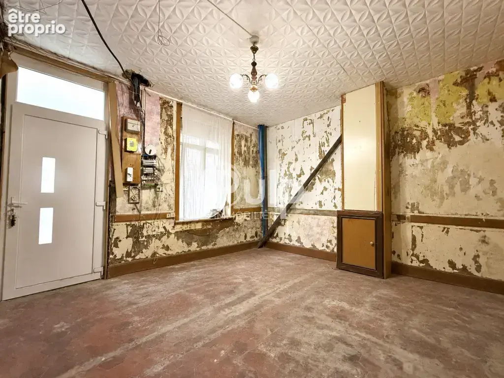 Seclin — Maison de courée partiellement rénovée - photo 5