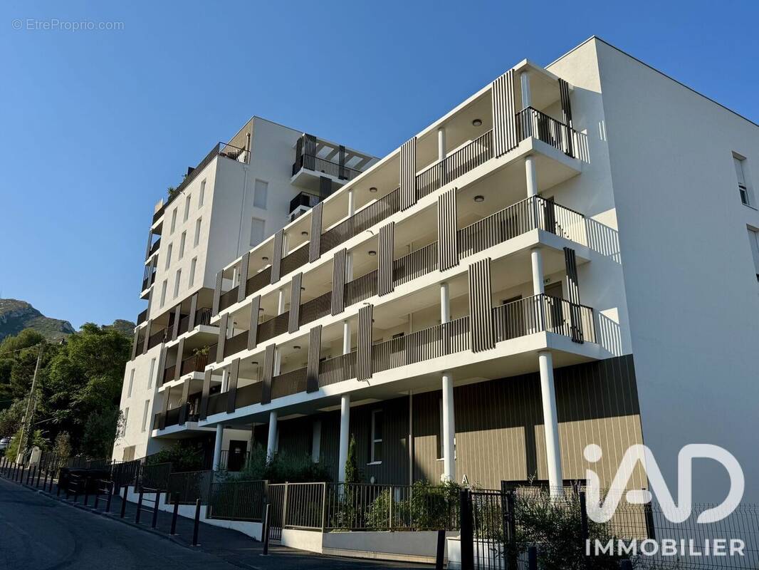 Photo 1 - Appartement à MARSEILLE-10E