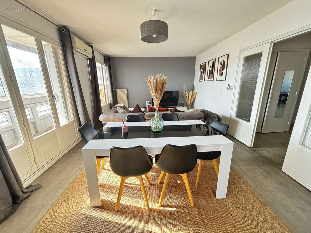 Appartement à VENISSIEUX