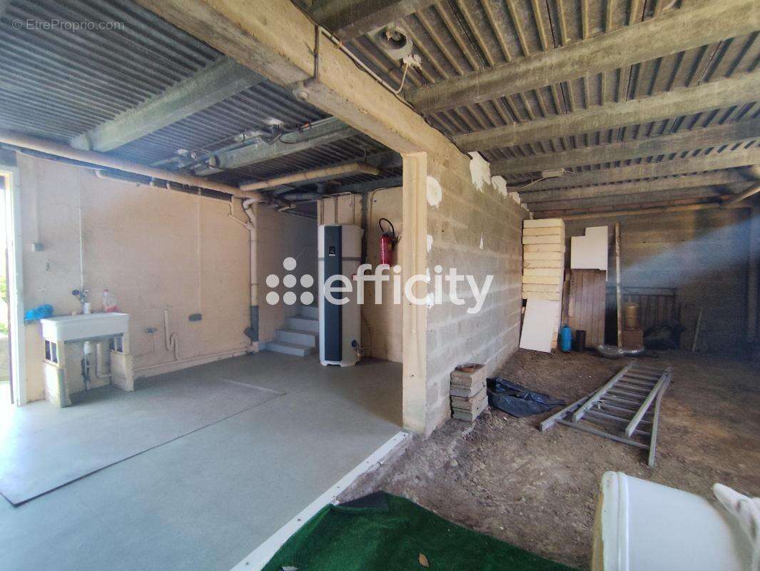 Maison à SAINTE-GAUBURGE-SAINTE-COLOMBE