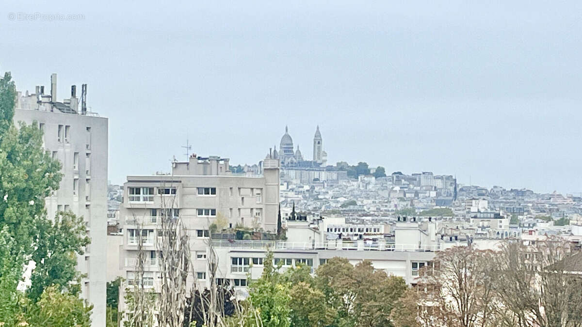 Appartement à PARIS-19E
