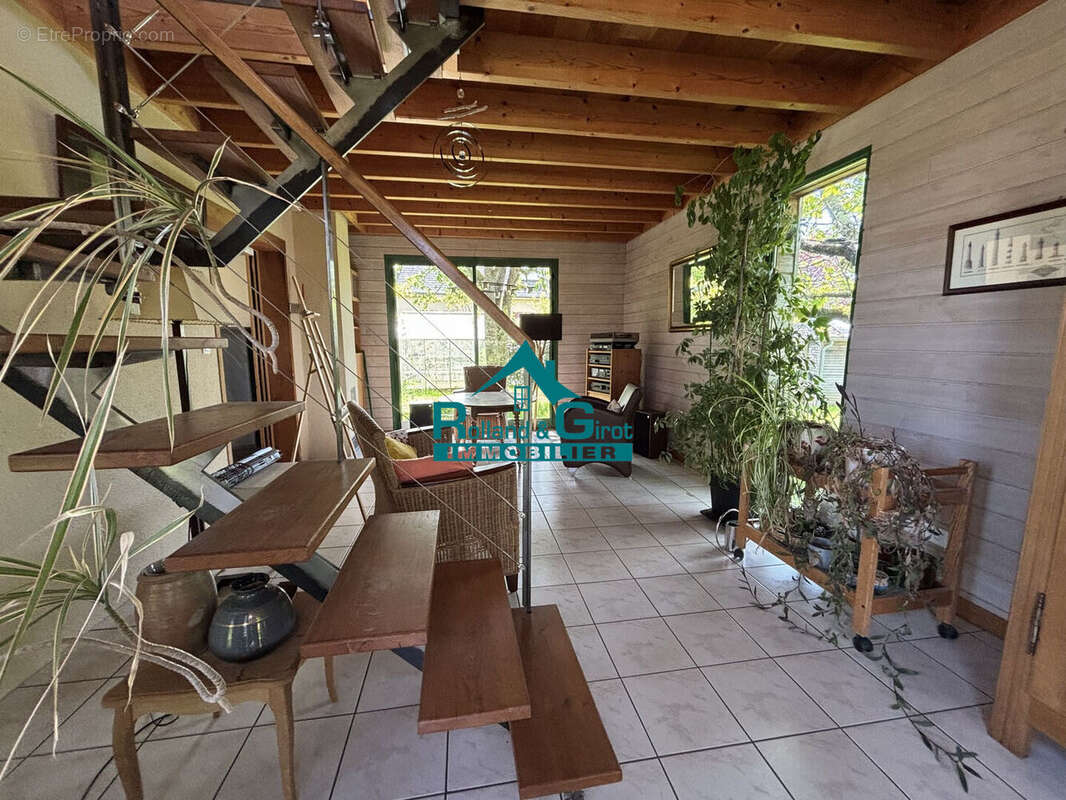 Maison à SAINT-SULPICE-LA-FORET