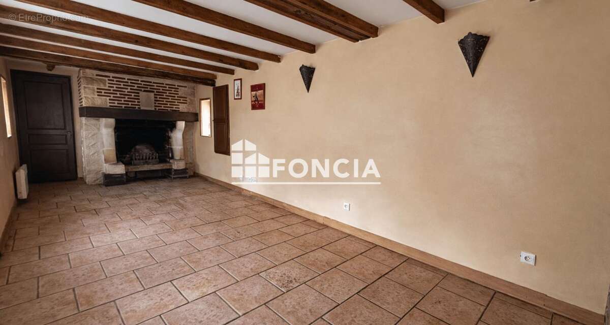 Maison à SAINT-PIERRE-DU-VAL