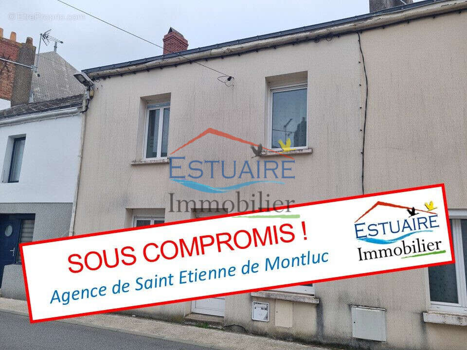 Maison à SAINT-ETIENNE-DE-MONTLUC