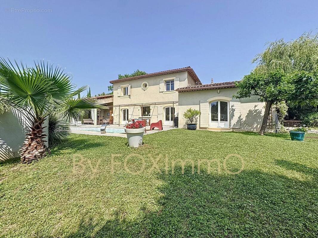 Maison à MONTAUROUX