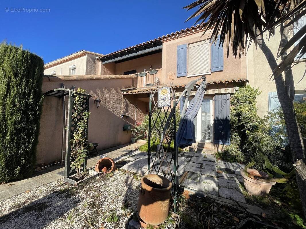 Maison à MEZE