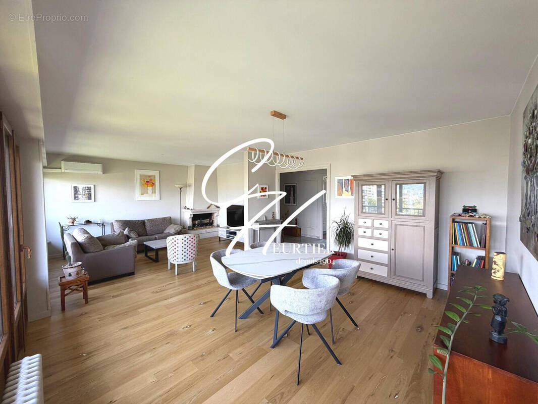 Appartement à ECHIROLLES