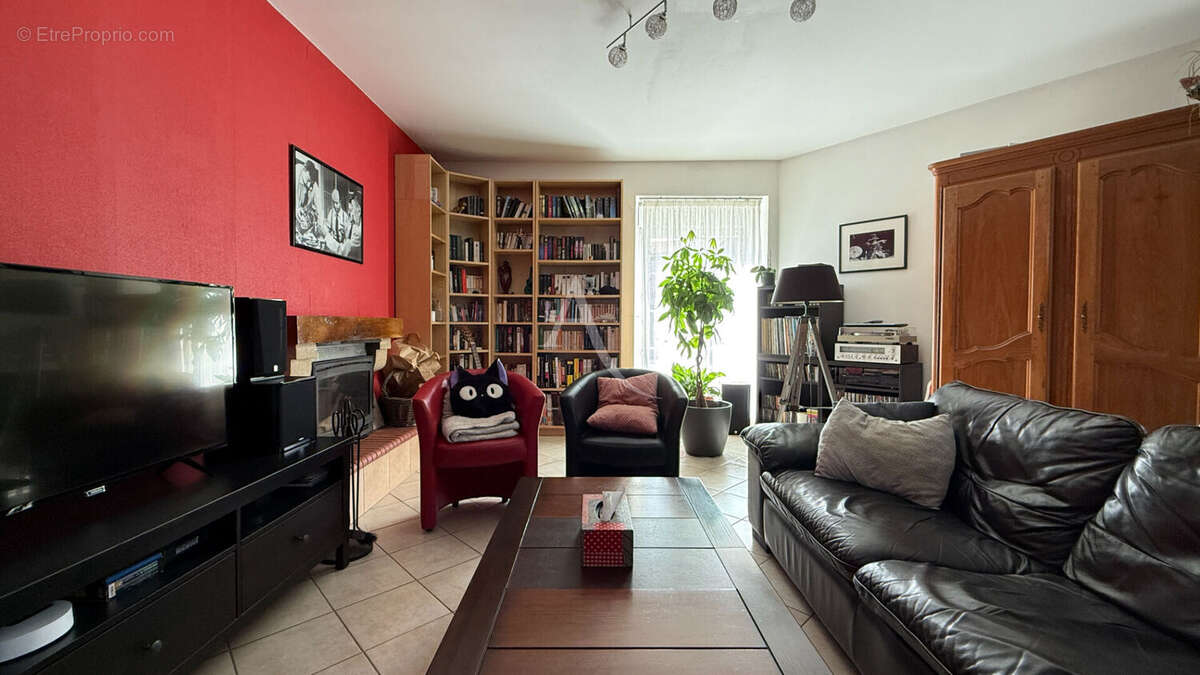 Maison à BELLEVILLE-SUR-VIE