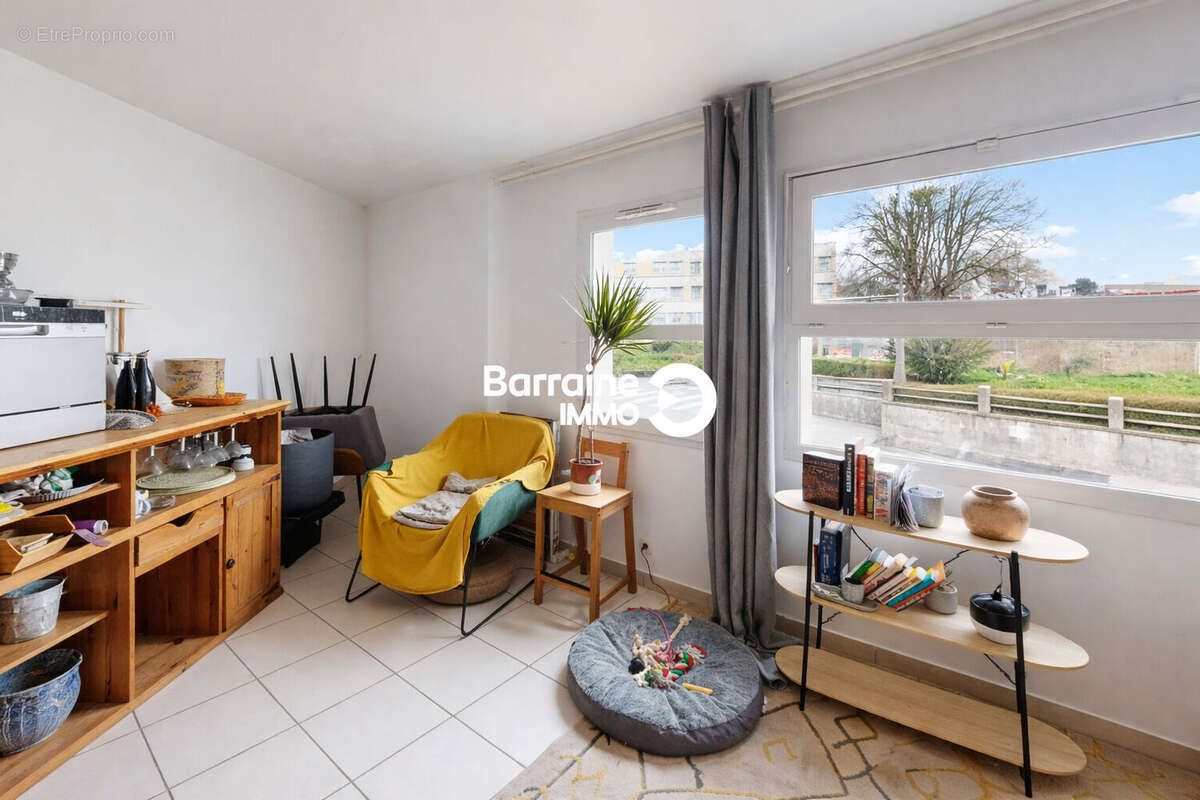 En exclusivité barraine immo appartement t2 de 42,80 m² à brest parking couvert ref : ps00321-th - photo 4