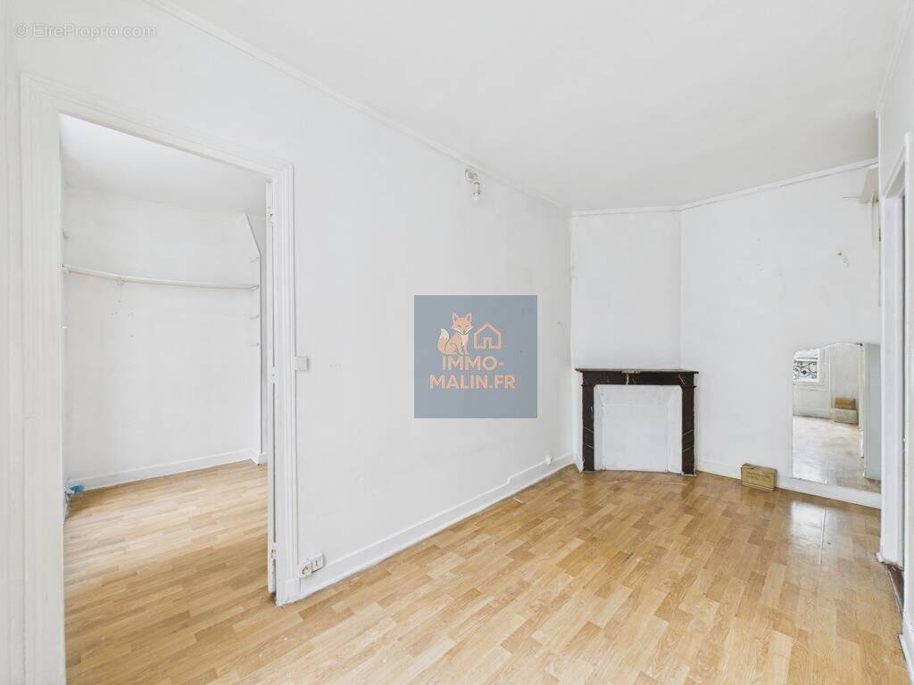 Appartement à PARIS-11E