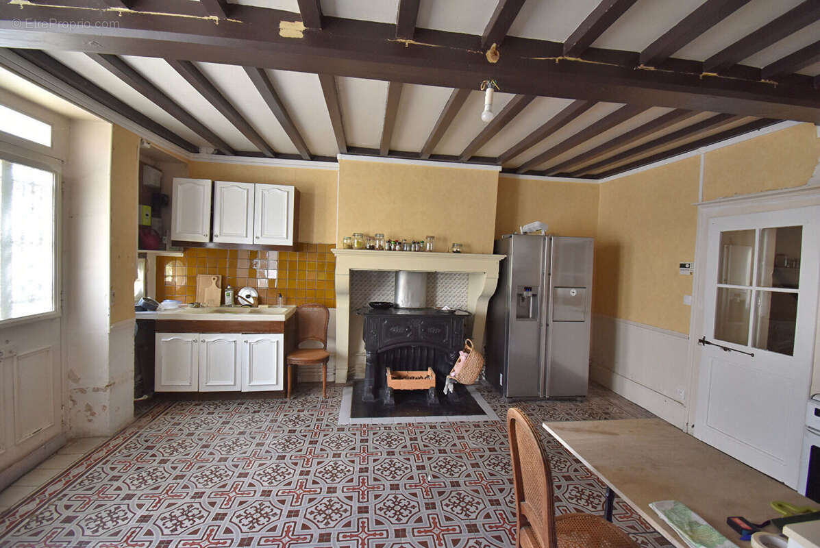 Maison de caractère de 7 pièces - photo 2