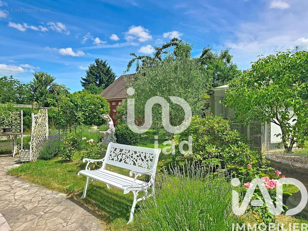 Maison 111 m² à Gretz-Armainvilliers  - photo 2