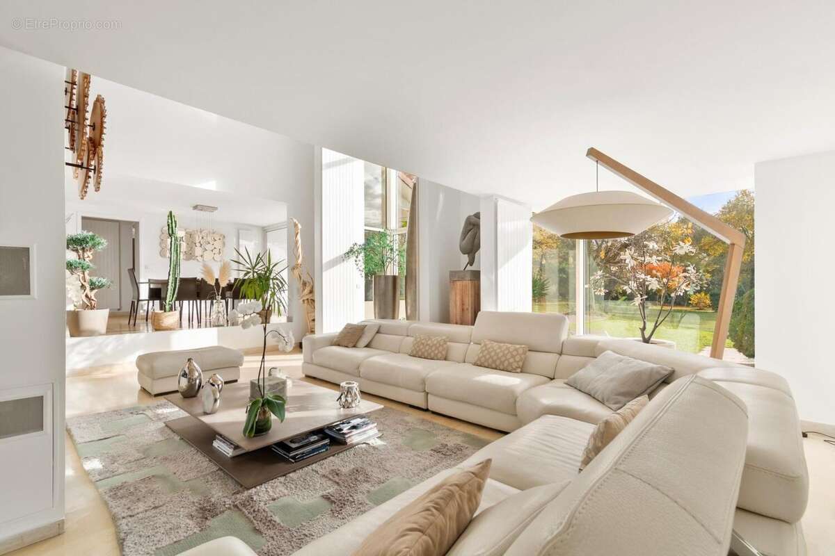 Photo 5 - Maison à CRESPIERES