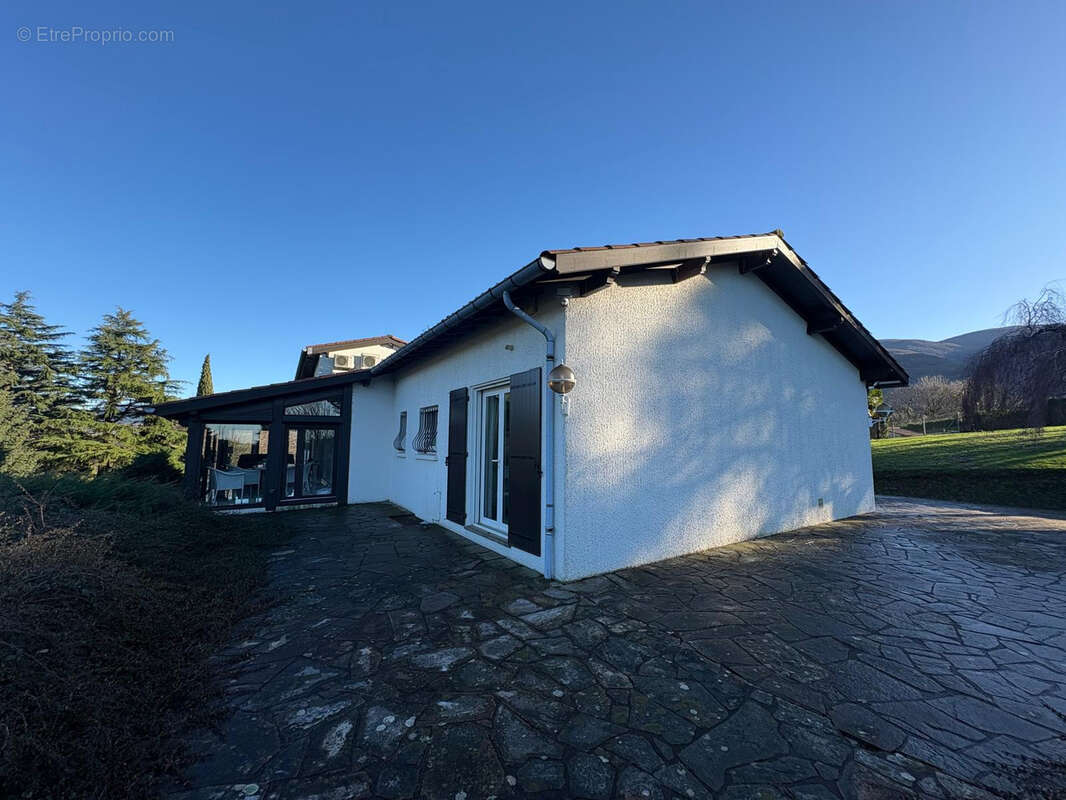 Maison à SAINT-AMANS-SOULT