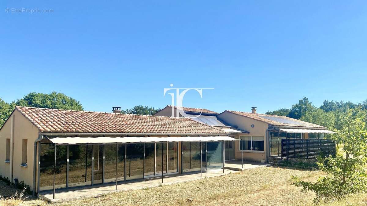 Secteur lussan, maison plain-pied 180m2 de conception bio-climatique, sur parcelle 6055m2 - photo 22