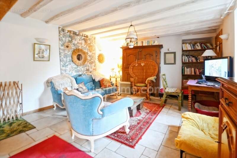 Maison à COULONGES
