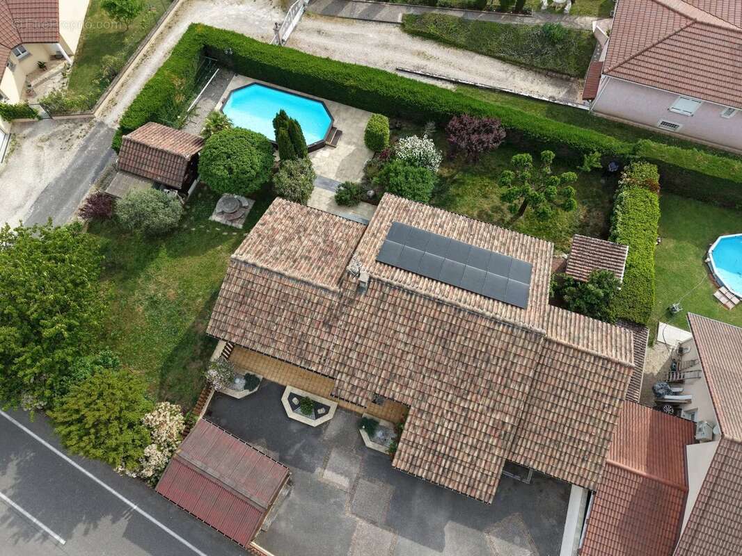 Maison à SAINT-SAUVEUR