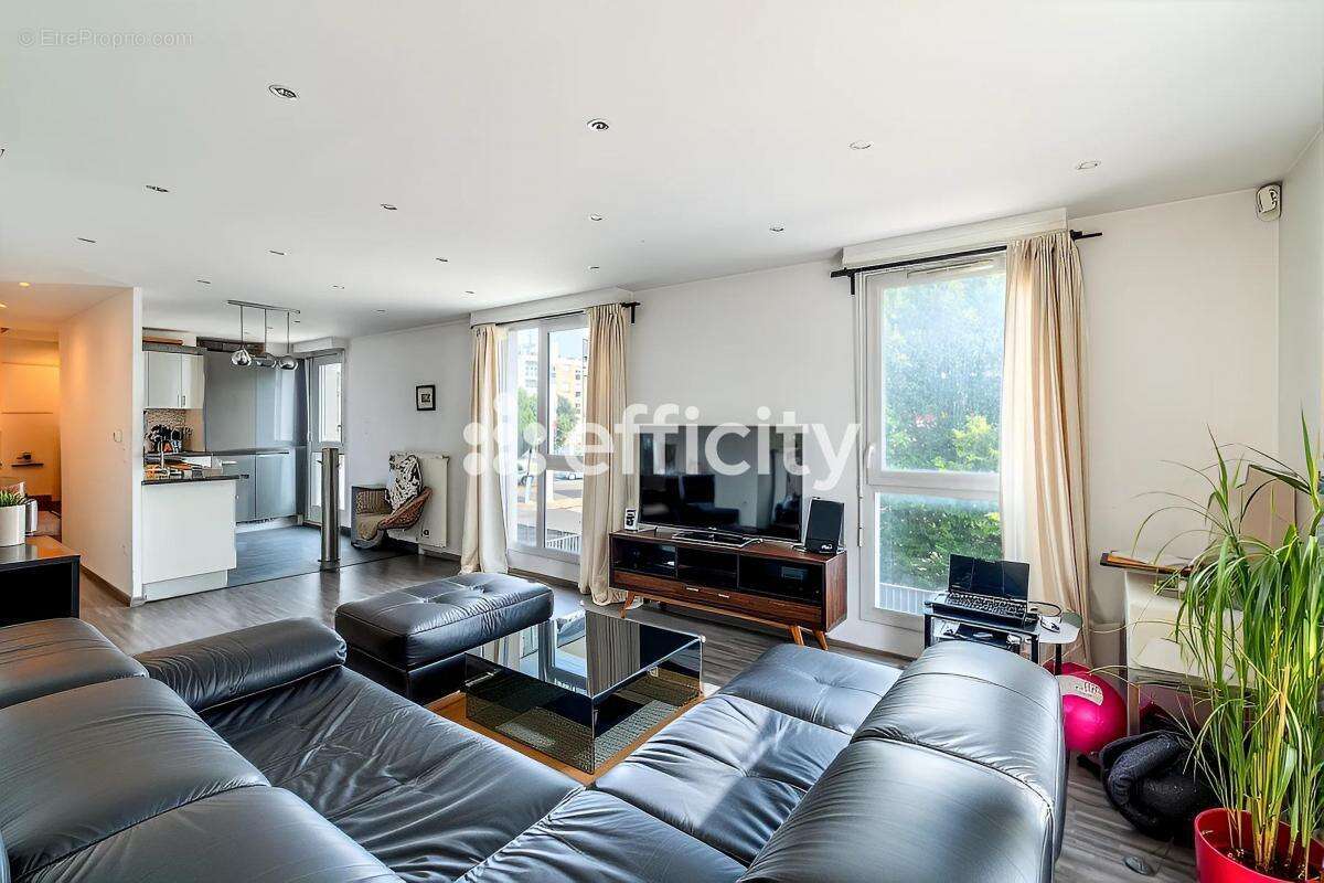 Appartement à CHEVILLY-LARUE