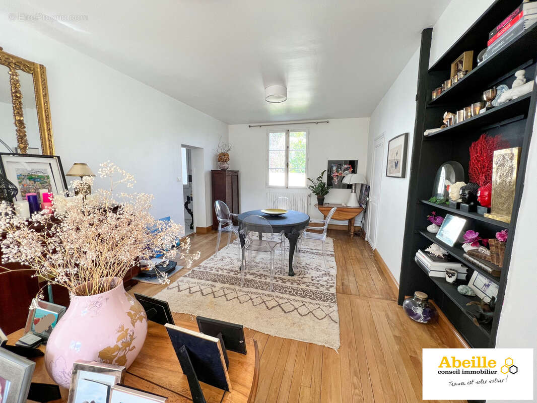 Maison à SAINT-CHERON