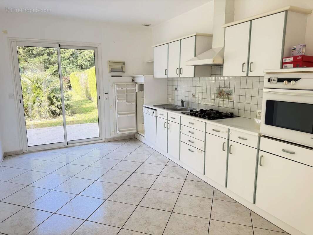 Maison à AIGREFEUILLE-SUR-MAINE