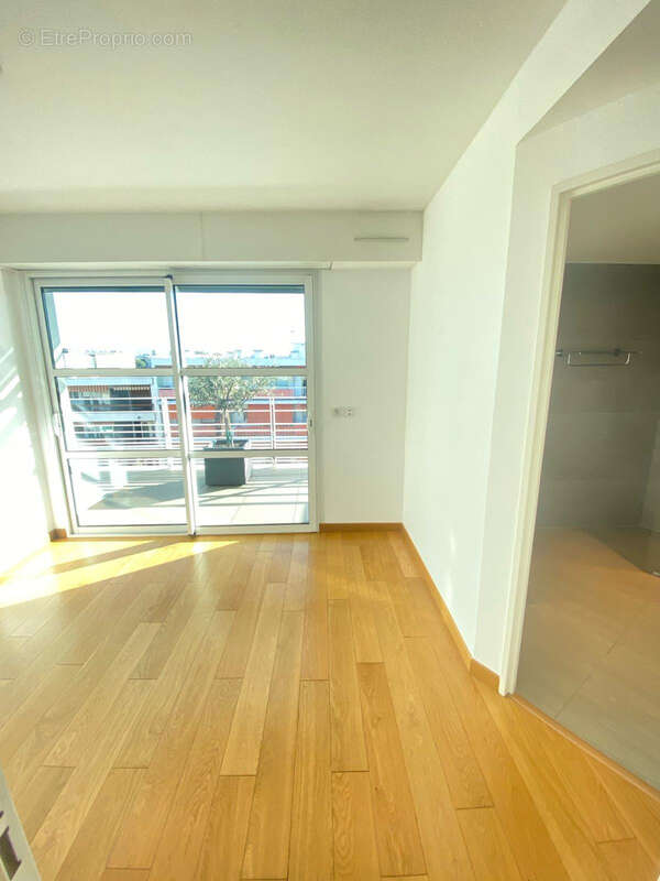 Appartement à CAGNES-SUR-MER