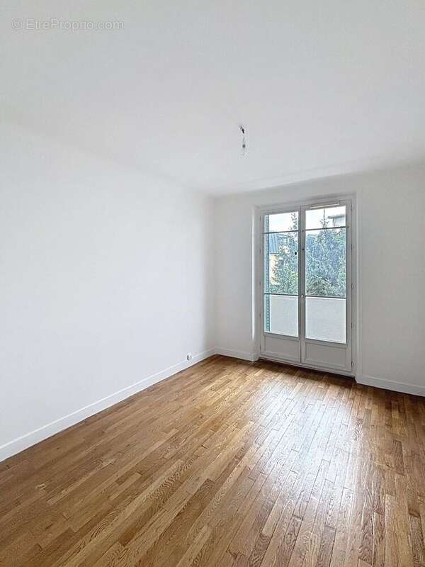 Photo 8 - Appartement à POISSY