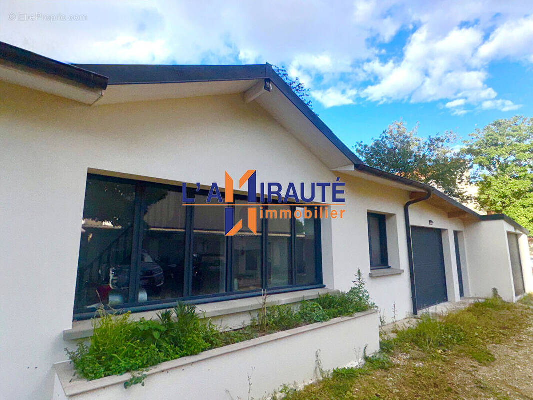 Maison à MAISONS-LAFFITTE