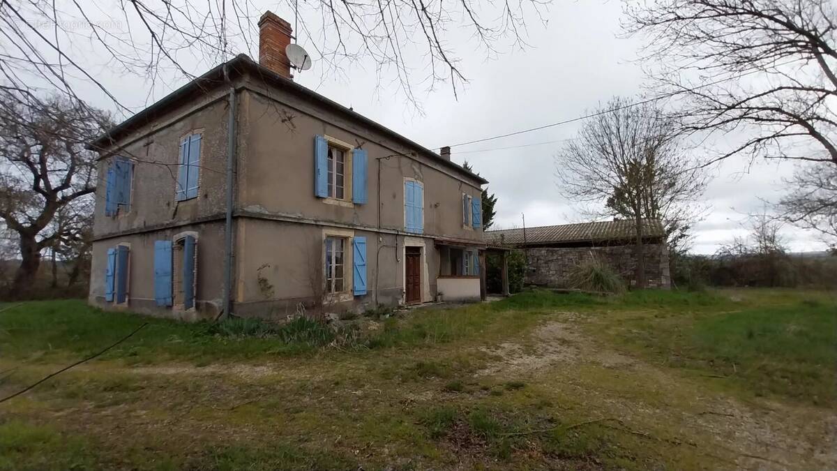 Maison à PUYLAROQUE