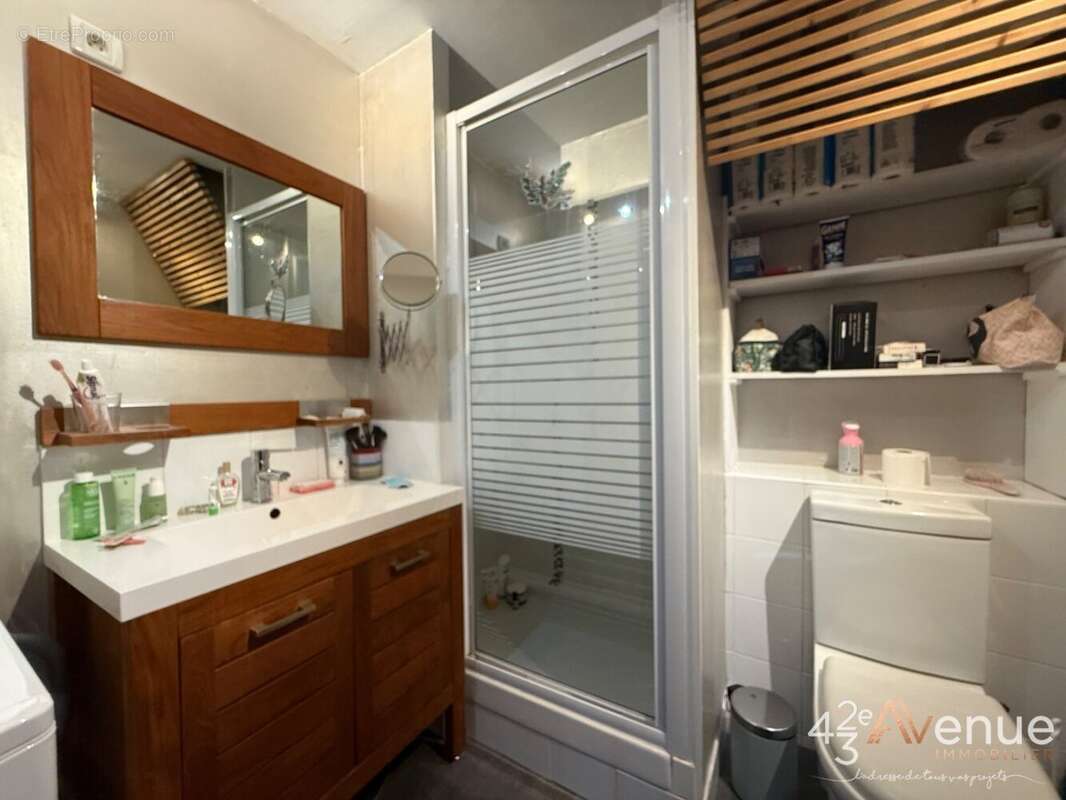 Appartement à SAINT-ETIENNE