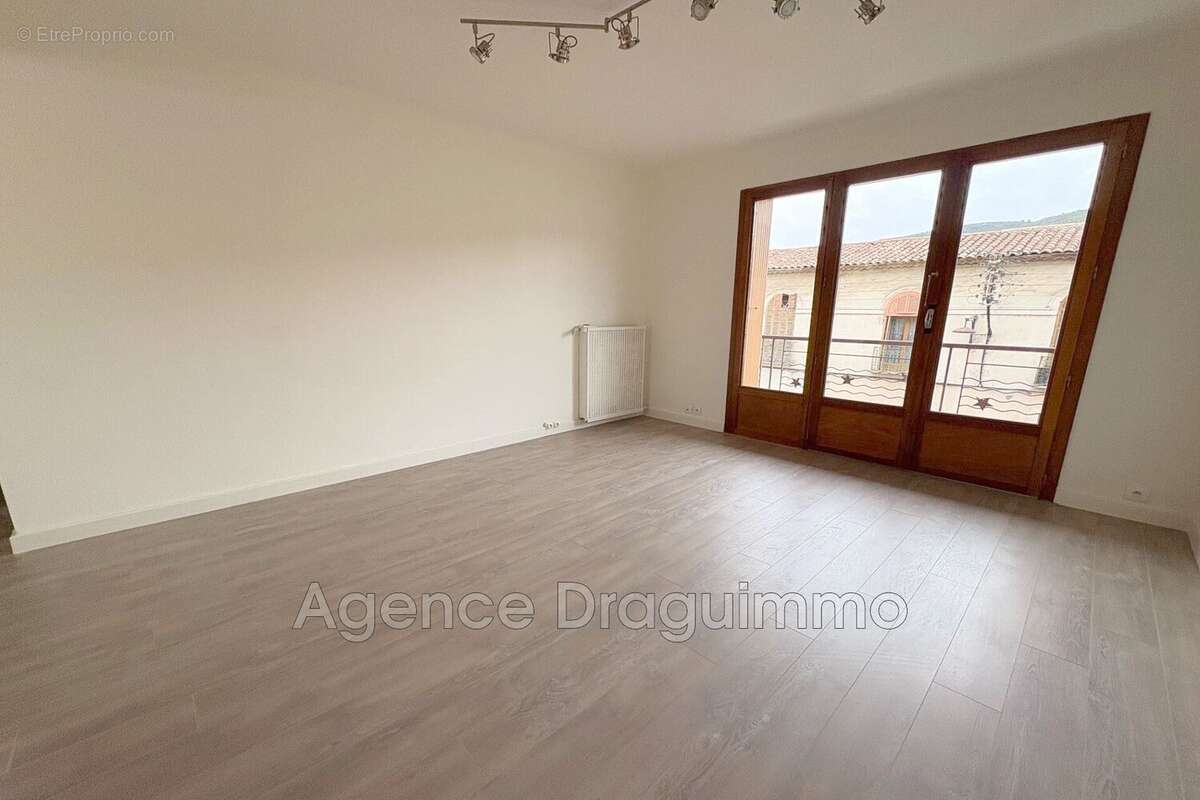 Appartement à DRAGUIGNAN