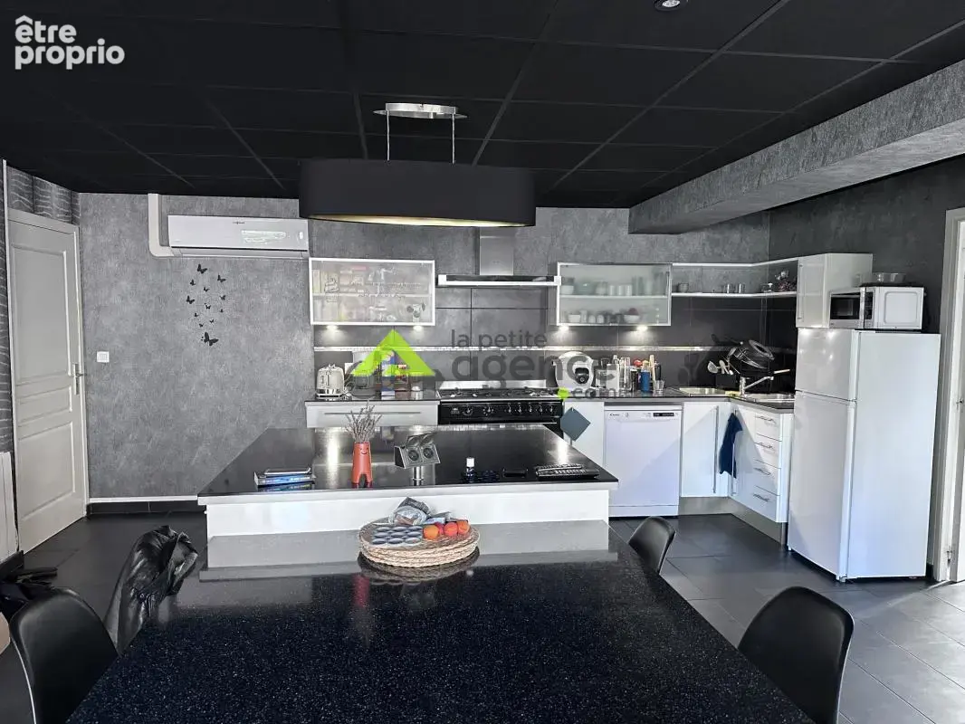 Immeuble de rapport - 144 m2 - photo 3