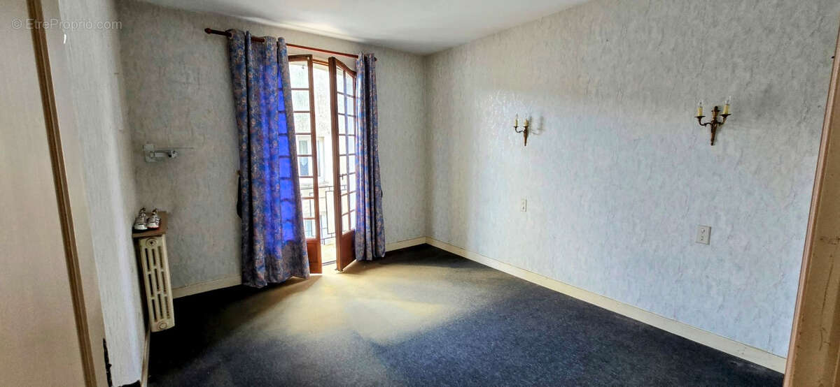 Maison à MIREBEAU-SUR-BEZE