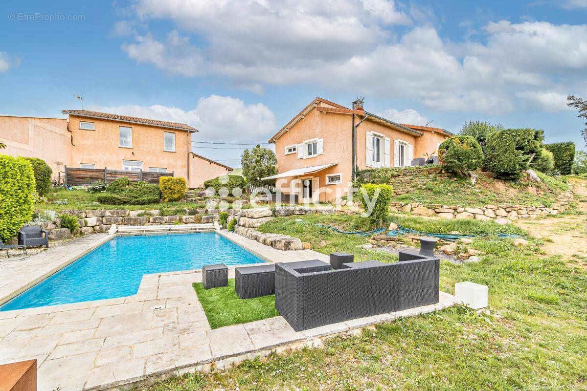 Maison à LE BOIS-D'OINGT
