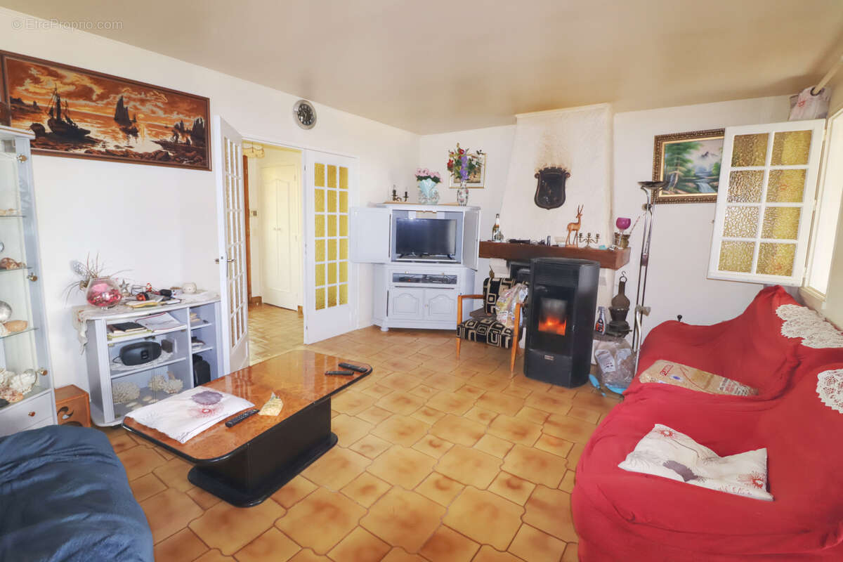 Maison à MESCHERS-SUR-GIRONDE
