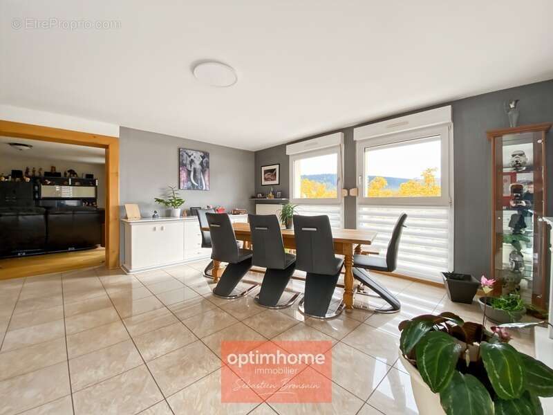 Appartement à PONTARLIER